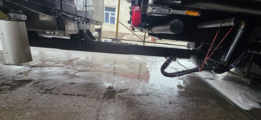 Паровоз прицеп сотилади