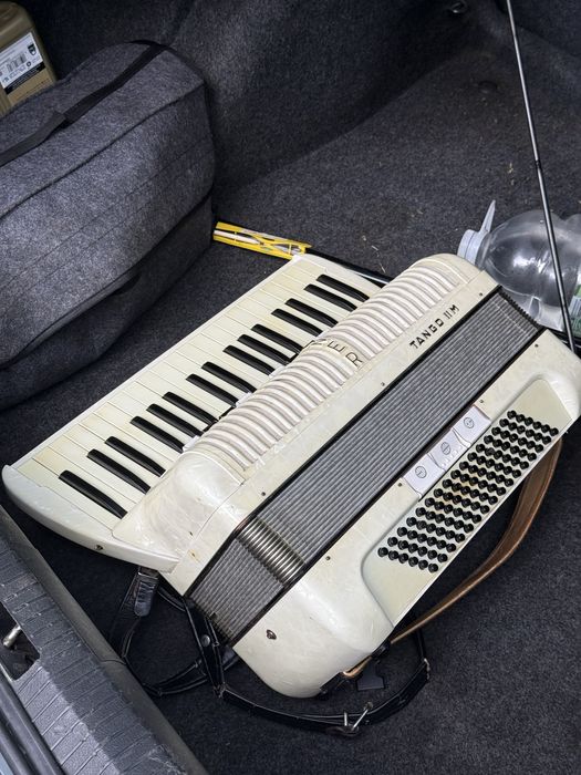 Vand HOHNER Tango 2 M