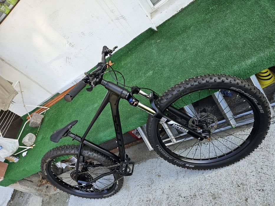 27.5  цола Крос Капитан 12 х 1 , гуми 27.5 х 30