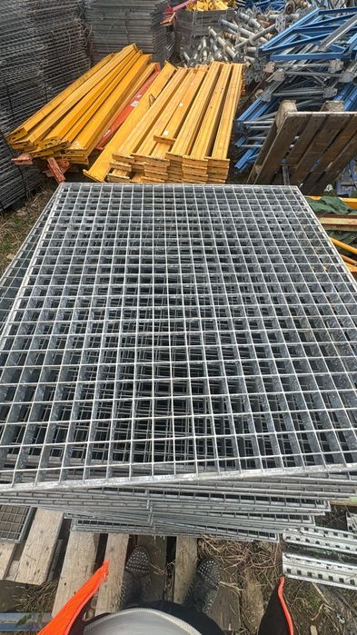 Vând grătare zincate galvanizate