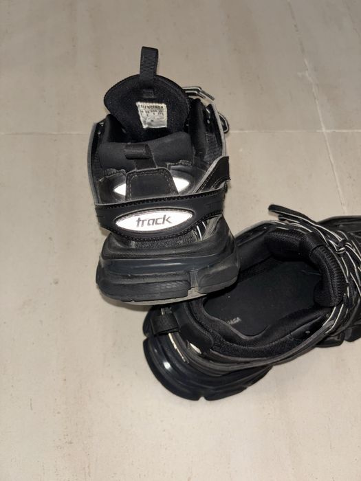 Черни Balenciaga Track