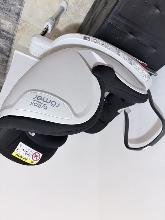 Scaun auto rotativ Britax 360