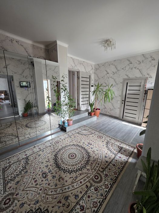 Продаётся четырёх комнатный дом