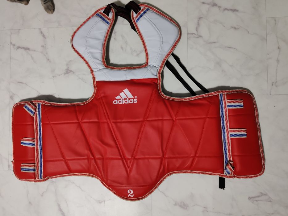 Шлем +нагрудник для таэквондо