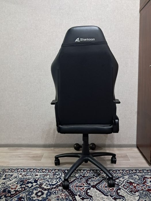 Игровое кресло Sharkoon skiller sgs20