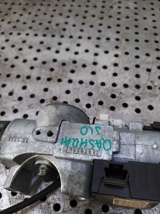 Contact auto cu cheie nissan qashqai j10 n0502825