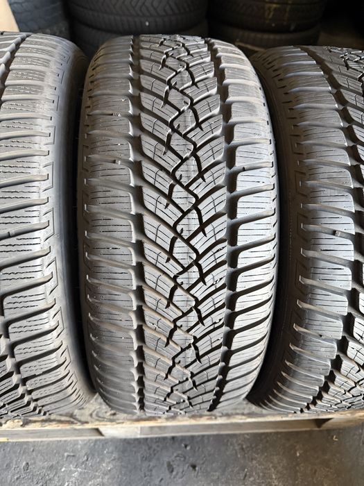 4 anvelope iarna 215/45/17 Fulda 7.9-8.7 mm!