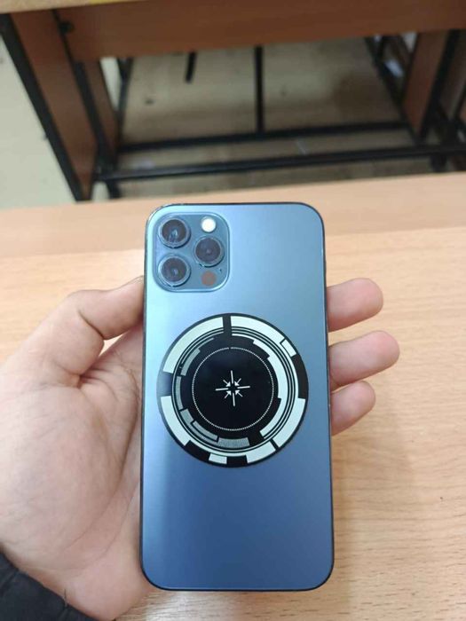 Iphone 12 pro 128 ochilmagan yomkst 77