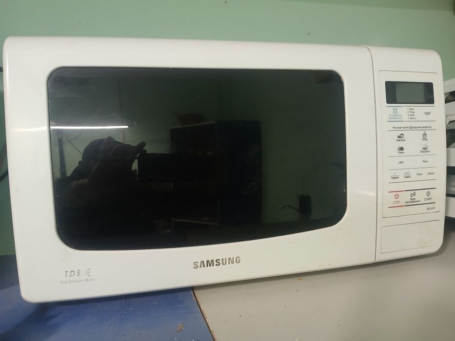 Микроволновка Samsung