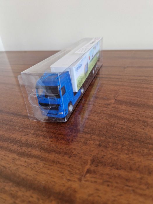 Продавам камионче Мерцедес