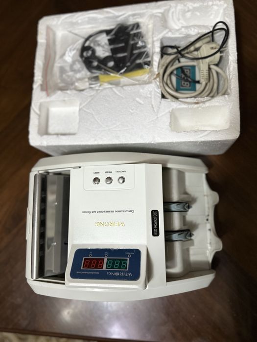 "Weirong" pul sanash mashinkasi sotiladi