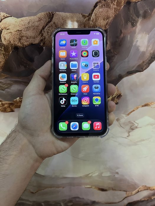 Продам телефон Айфон 12 Pro Max 256Gb