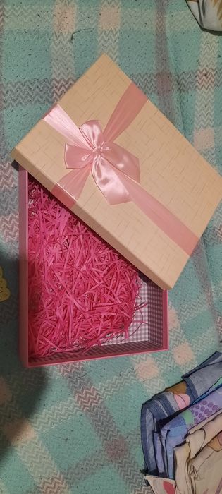 коробка подарочная