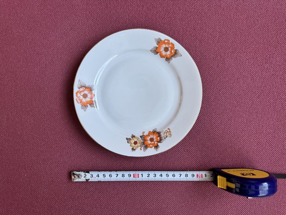 Луксозни ретро порцеланови сервизи за хранене чай канички чинии супник