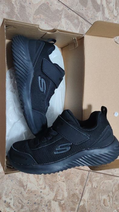Adidasi Skechers waterproof 28