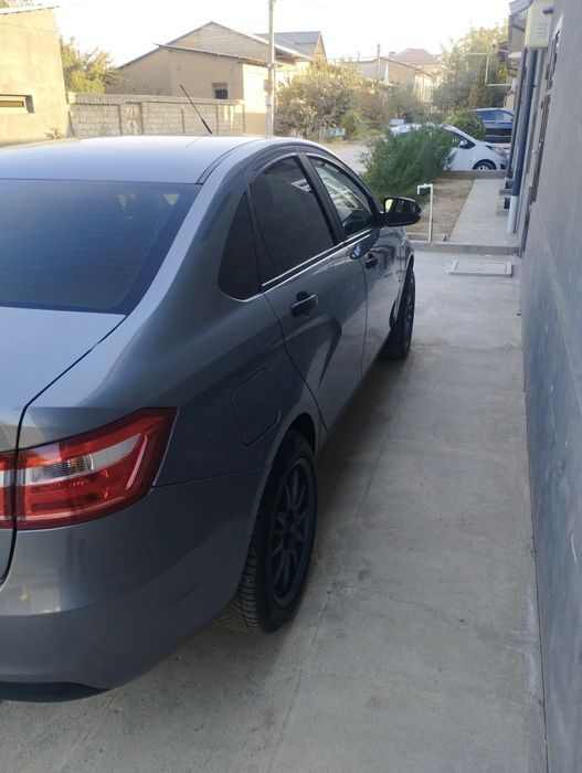 Продается лада веста