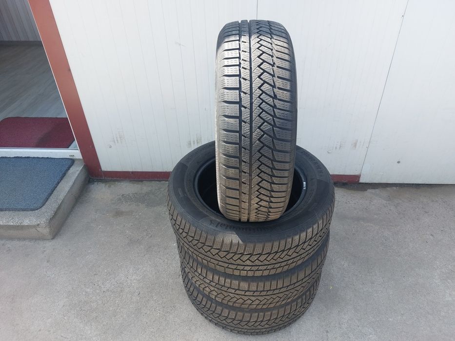 125 lei bucata! Set anvelope M+S/IARNA 205 60 16 Continental! 7 mm