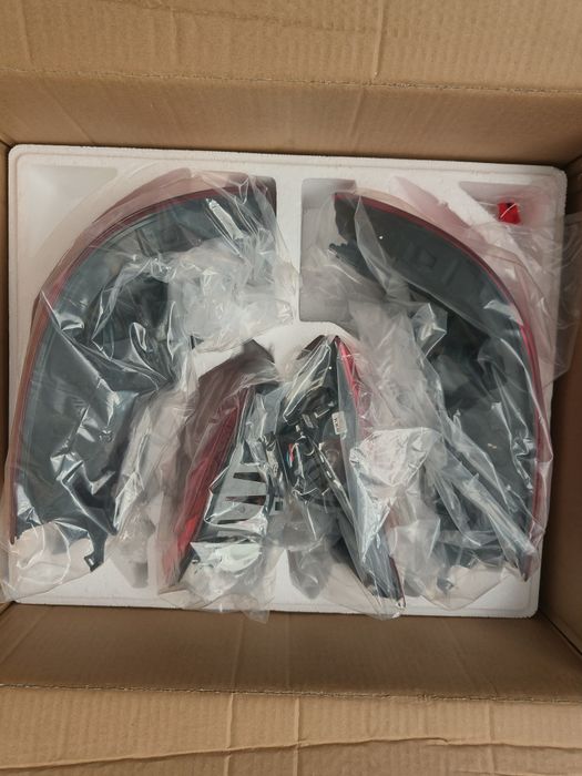 Stopuri triple BMW F32 F36 F33 F82 cu Folie Protecție