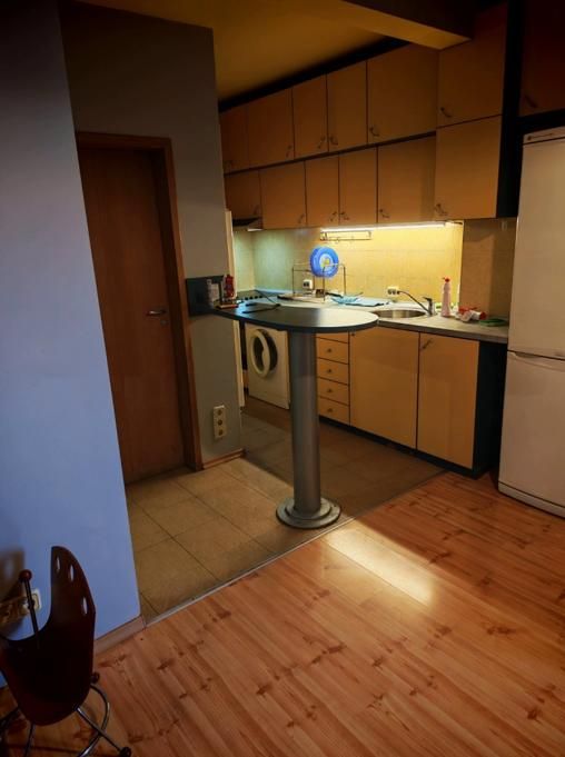 Дава се под наем Тристаен апартамент в София, Младост 2 - 105 кв.м за 820 € - Снимка #2