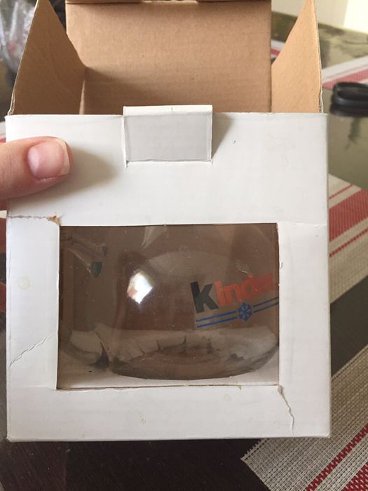 Молочник от киндер стекло