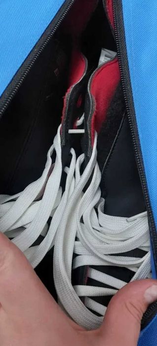 Продам хоккейные коньки