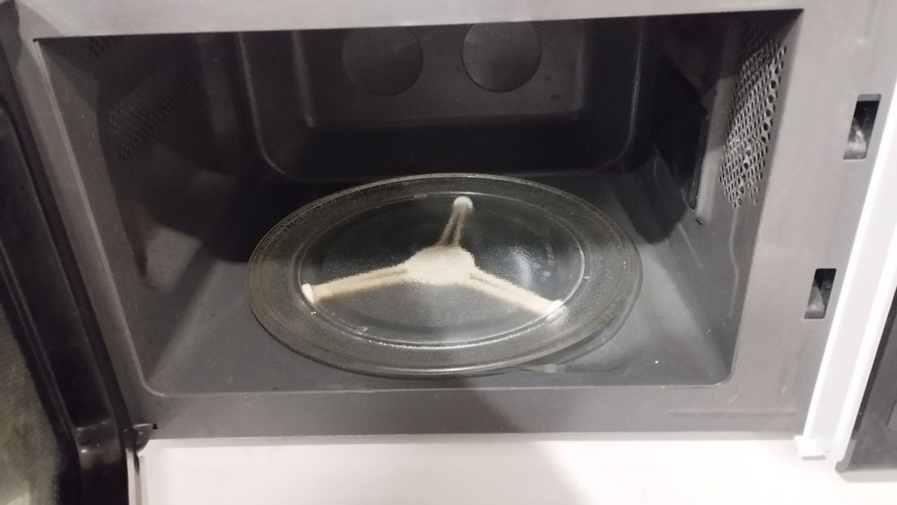 Микроволновая печь