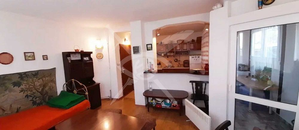 Продава се Къща в Годеч - 300 кв.м за 1217 €/кв.м - Снимка #11