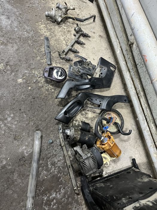 Запчасти на опель омега б дорестайл