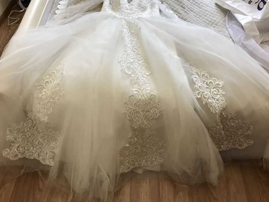 Продам свадебное платье