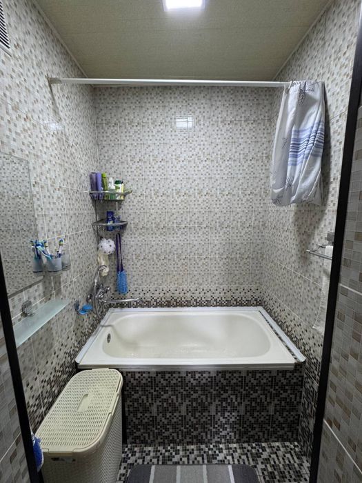 Продается срочно 4х комнатная квартира 92кв