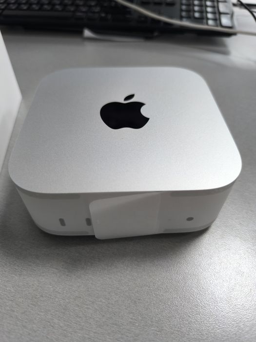 Mac mini M4 в идеальном состоянии