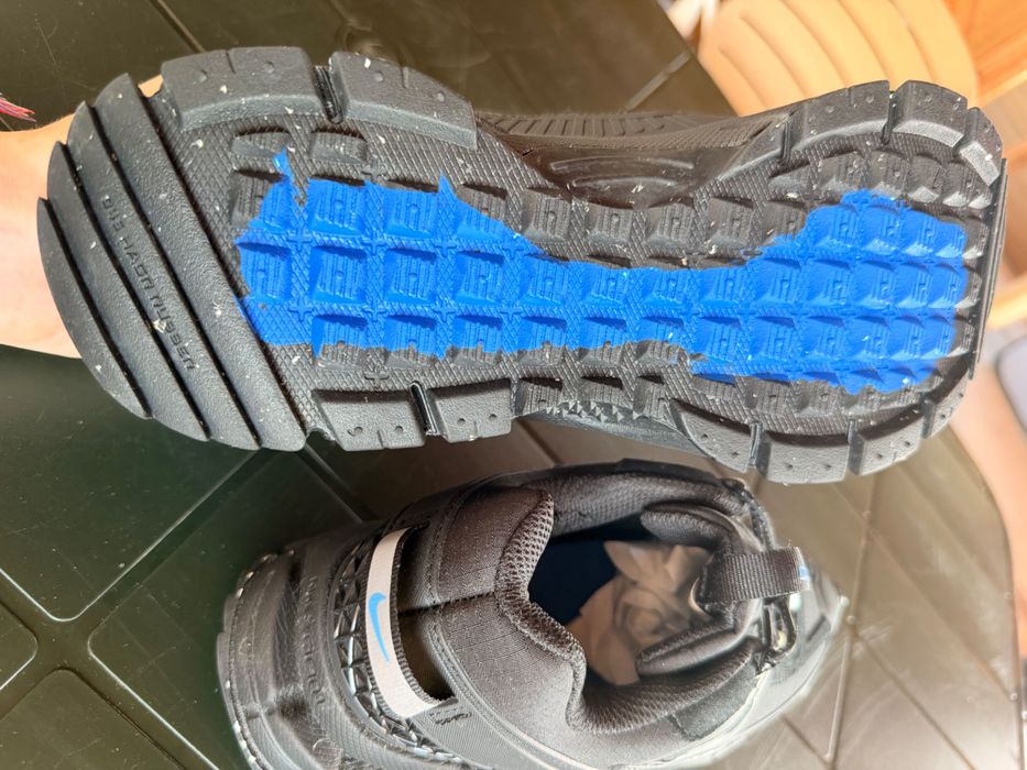 Нови с кутия Nike Vomero Zoom Roam, черни