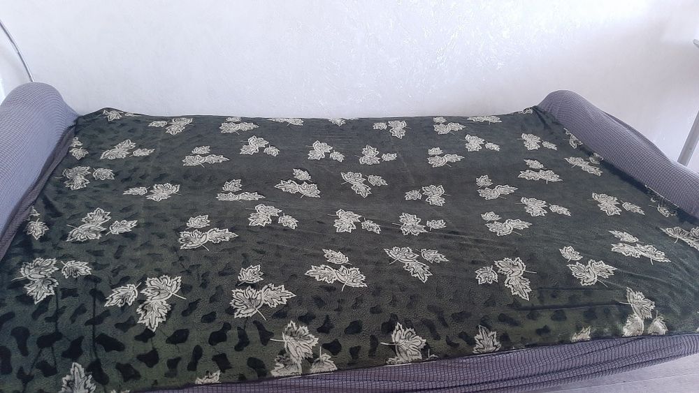 Отдам диван 160 на 200