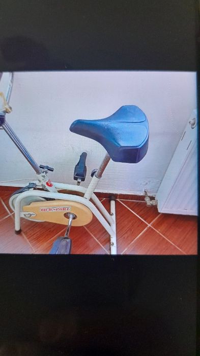 Bicicleta camera medicinală