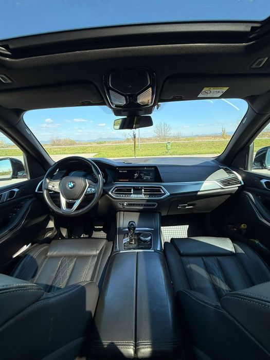 BMW X5 2019 XDrive. Accept unele variante (seria 7, x3...)