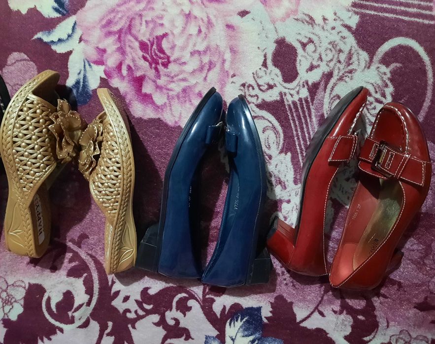 Lot pantofi papuci nr 37 transport gratuit