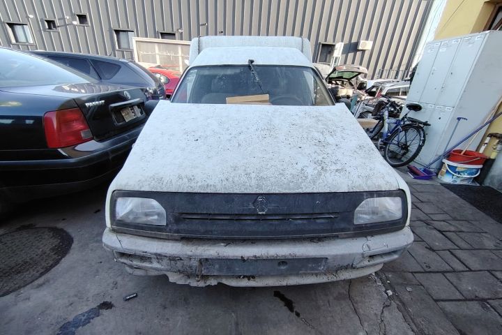 Capota motor Renault Express 2000