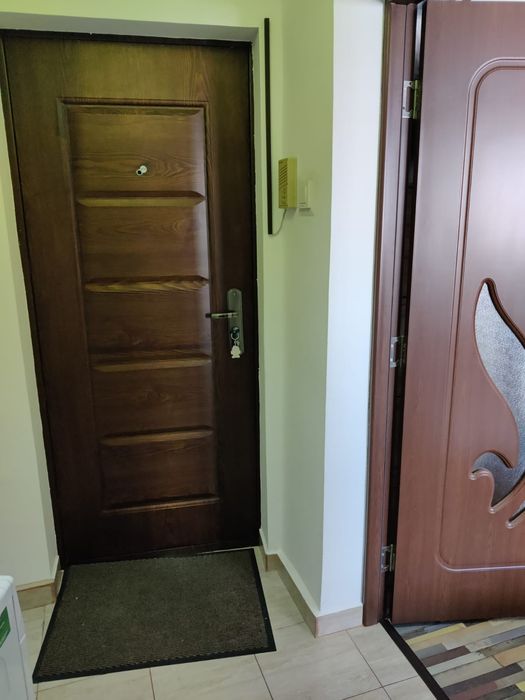 Închiriez garsoniera Cerna, Tractorul