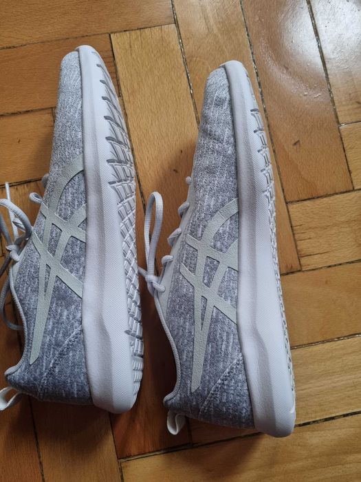 Дамски маратонки Asics