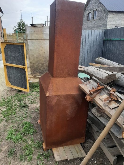 Продам твердотопливную печь