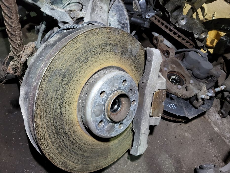 Предни спирачки, спирачни апарати за Bmw F01 750i