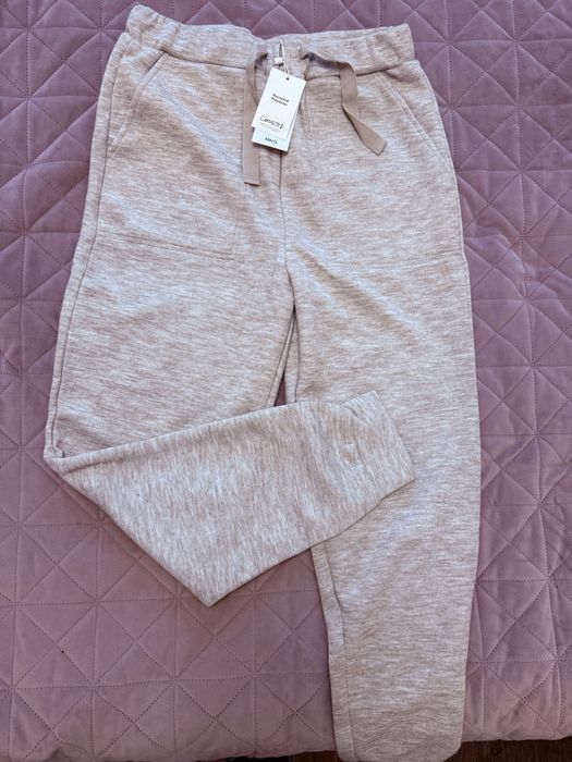 Спортно долнище Mango