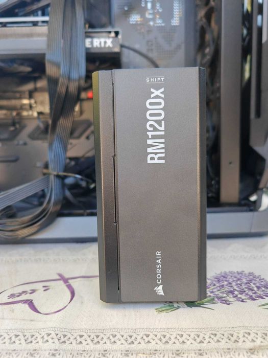 Sursa Corsair RMx Shift Series RM1200x, 1200W 80+ GOLD | Stare ca noua