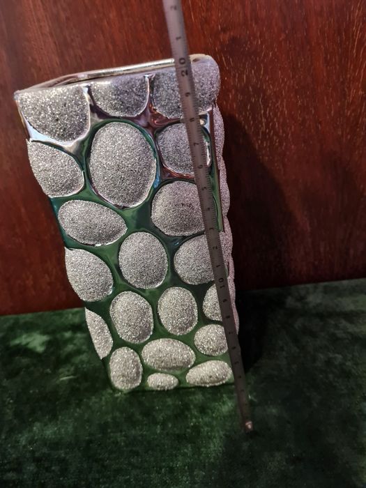 Красиви  вази за цветя