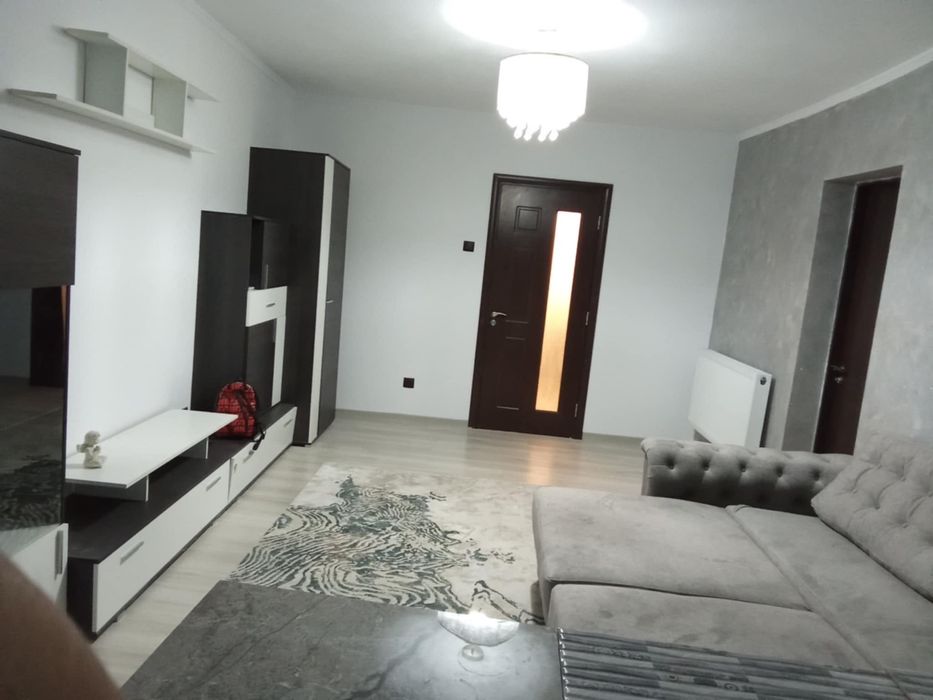 Vând apartament 0744192016