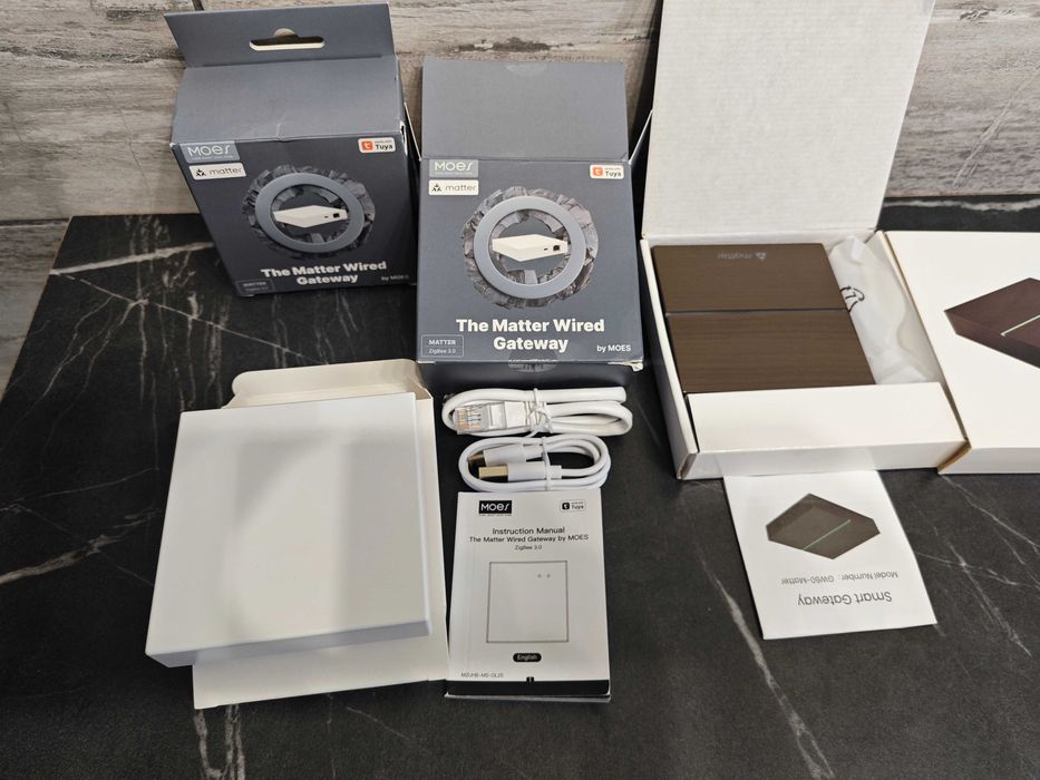 Moes, Apple HomeKit,SmartThings