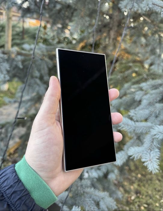 Samsung S 24 Ultra cu 98% Bateria