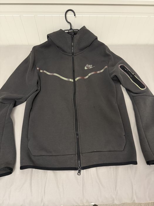 Hanorac Nike Tech limted edition purtat