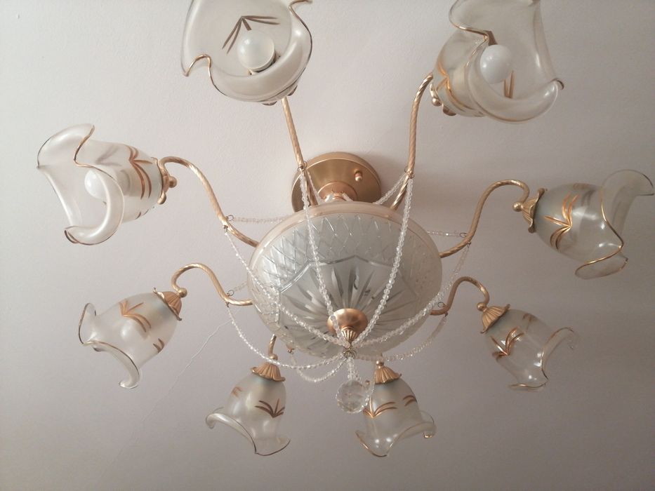 Продам люстру производства Бельгия, хрустальная
