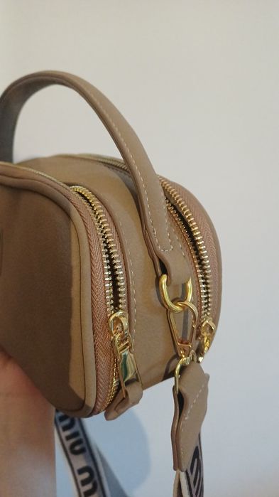 Продаю сумку miumiu